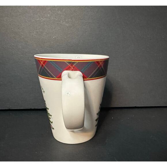 Spode Christmas Tree Tartan Mug 14 oz - Picture 3 of 5